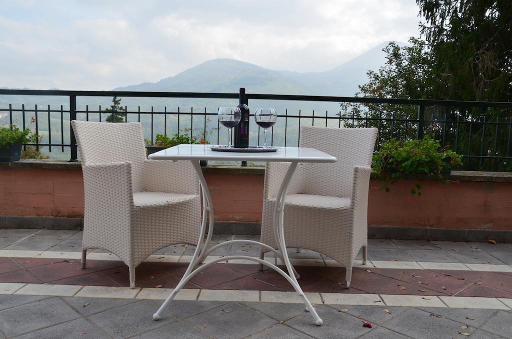 Il Fondaccio Hotel Lizzano In Belvedere Eksteriør billede